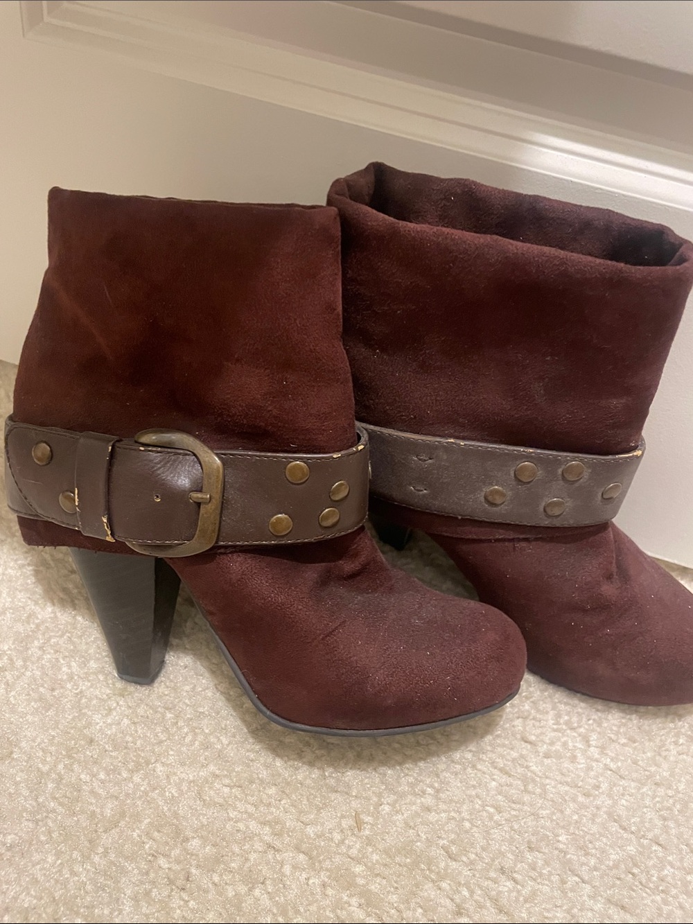 Women's Suede Ankle Boots with Buckle - Brown